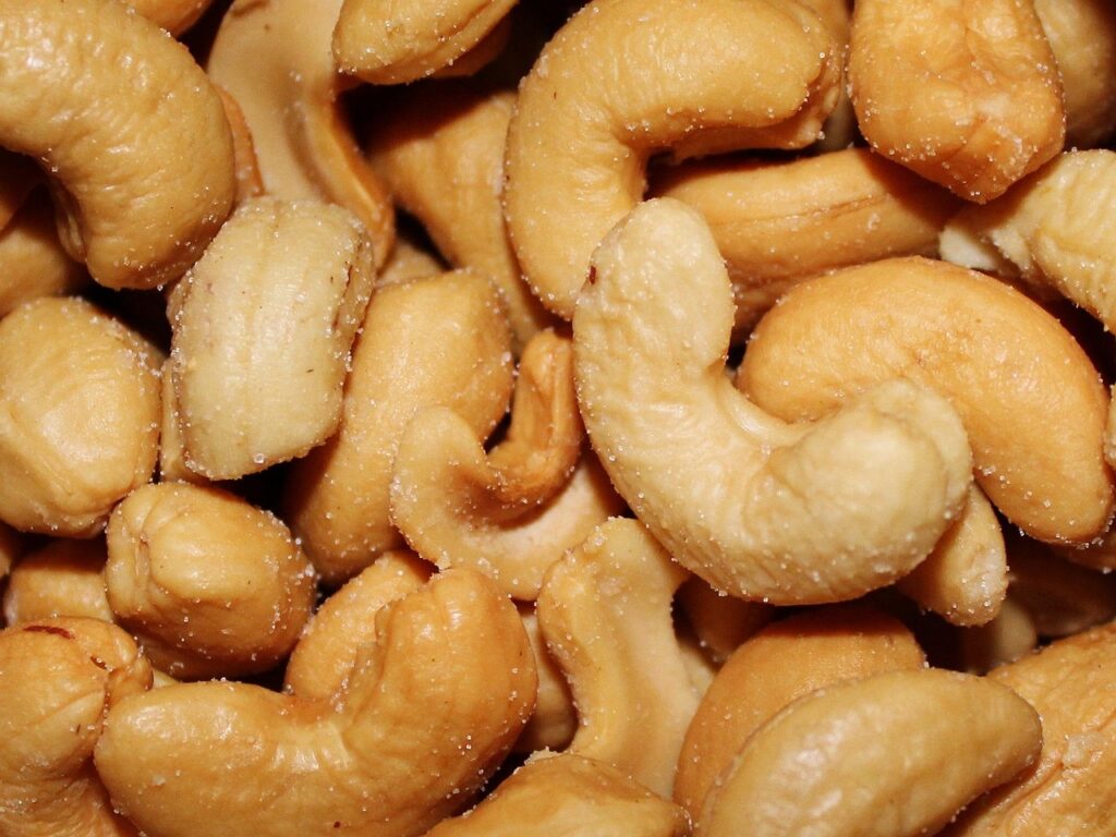 Fresh Cashews in all assorted flavors plain to roasted to spiced and candied